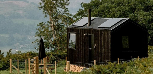 Kurs: Tinyhouse i stolpverksteknik på Gotland den 23-29 juni 2025